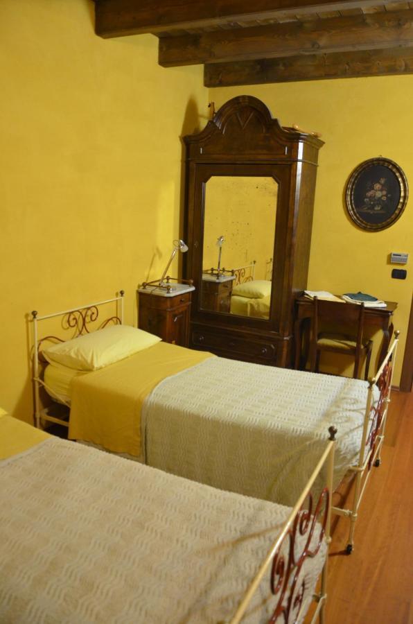 B&B Il Castelletto Pinerolo ภายนอก รูปภาพ
