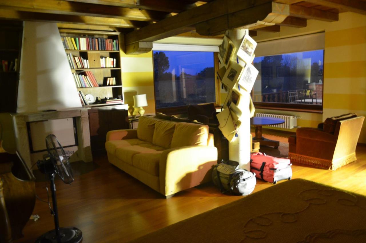 B&B Il Castelletto Pinerolo ภายนอก รูปภาพ