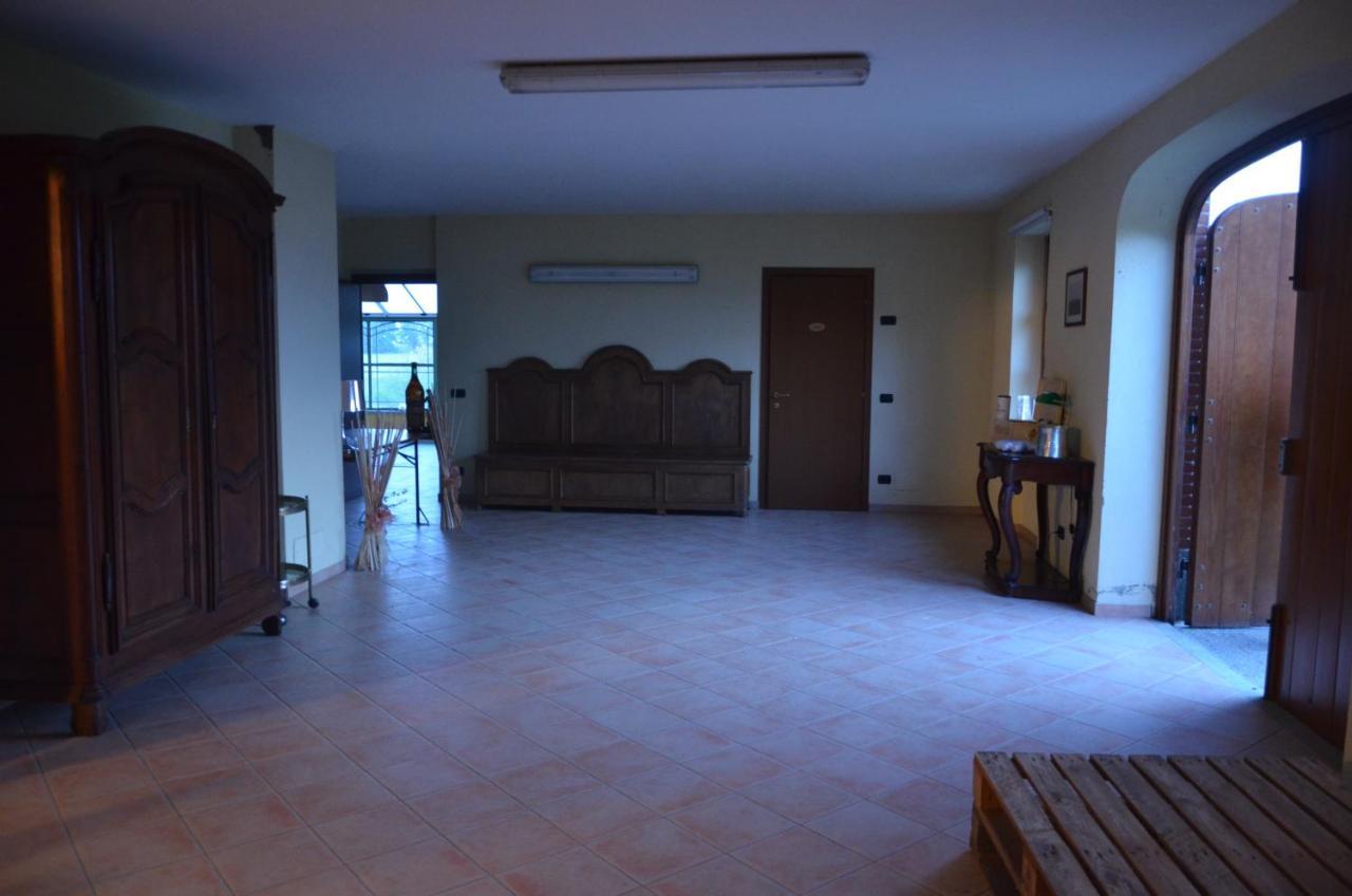 B&B Il Castelletto Pinerolo ภายนอก รูปภาพ