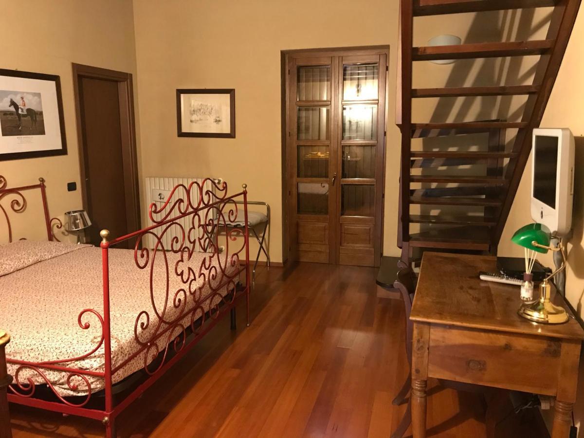 B&B Il Castelletto Pinerolo ภายนอก รูปภาพ